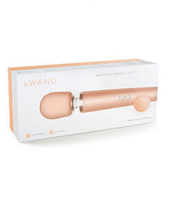 Le Wand Petite Rechargeable Vibrating Massager Rose Gold with travel case and USB cord
