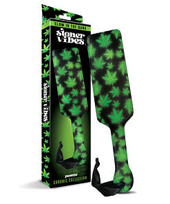 Glow in the dark paddle with flexible plastic