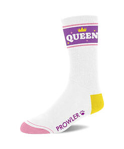 showing bold Queen graphic