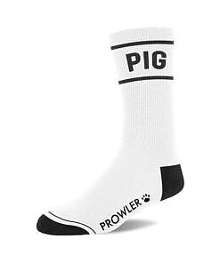 showing Pig text across foot