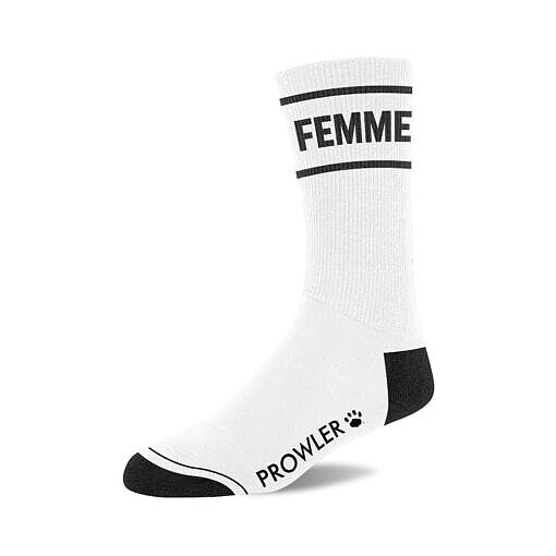 folded pair with contrast heel and toe