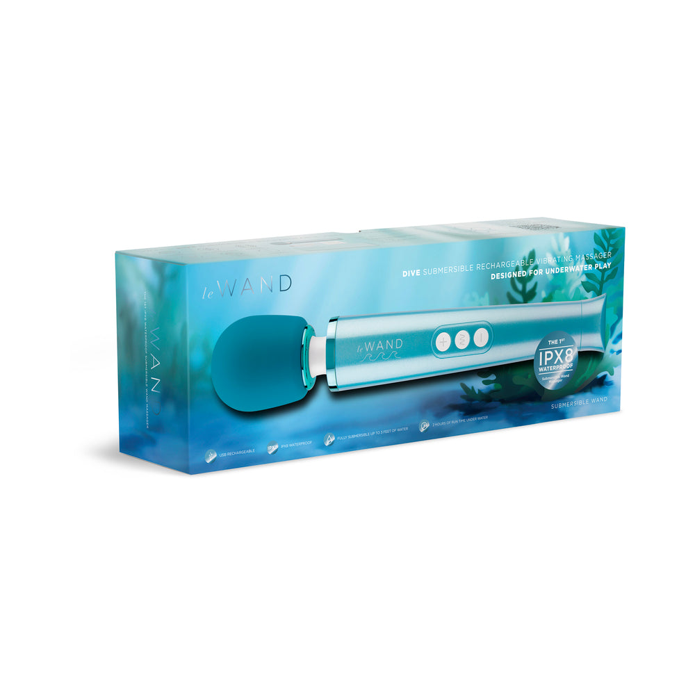 Le Wand Dive submersible vibrating massager in teal