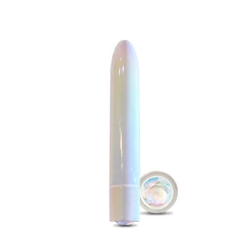 highlighting the iridescent shaft.