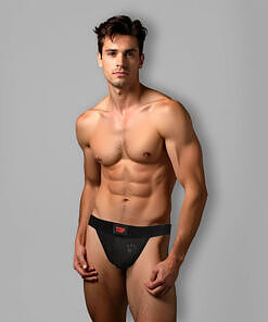 wide elastic waistband