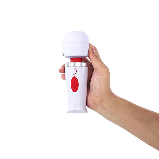 Adam & Eve Mini Magic Massager - Image 6