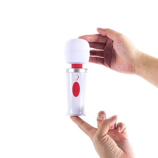 Adam & Eve Mini Magic Massager - Image 8